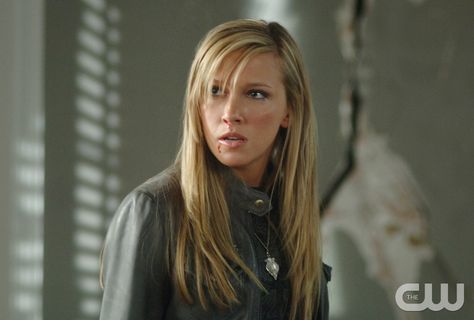 "Malleus Maleficarum" --Katie Cassidy as  Ruby  in SUPERNATURAL on The CW. Photo  Sergei Bachlakov/The CW � 2007 The CW Network, LLC.  All Rights Reserved pn Ruby Supernatural, Supernatural Photos, Dinah Laurel Lance, Katie Cassidy, Supernatural Tv Show, Superman Lois, Tough Girl, Supernatural Seasons, Supernatural Fans