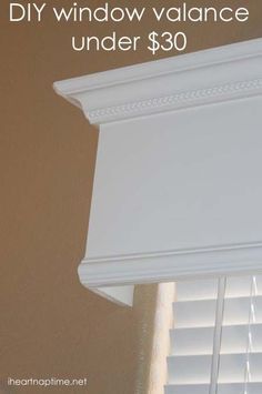 Diy Window Valance, Kitchen Window Treatments Diy, Valance Tutorial, Window Valance Diy, Window Coverings Bedroom, Wooden Cornice, Window Coverings Diy, Kitchen Window Coverings, Diy Valance