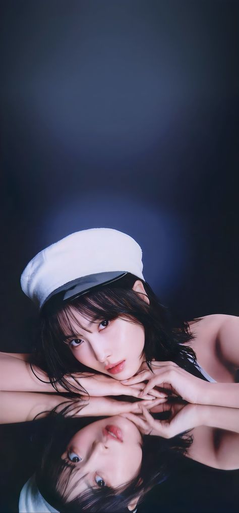 Hirai Momo Wallpaper, Hirai Momo Icons, Momo Wallpaper, Momo Japan, Twice Momo Wallpaper, Momo Hot, Japan Girl, Cute Simple Wallpapers, Hirai Momo