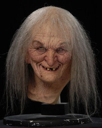 Hyperrealistic Art, Prosthetic Makeup, Halloween Monsters, Baba Jaga, Special Fx Makeup, Witch Diy, Scary Faces, Bust Sculpture, Halloween Witches