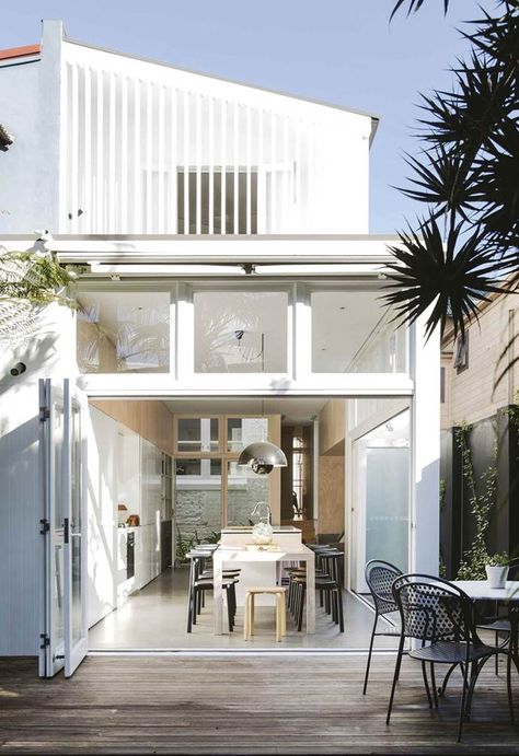 These charming terrace homes have been redesigned and renovated to accommodate for modern day living while still retaining the classic period charm. Queen Anne House, Minimalist Inspiration, Small Terrace, Melbourne House, Victorian Terrace, Stone Cottage, Australian Homes, Indoor Outdoor Living, Open Plan Kitchen