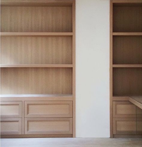 Kapito Muller Interiors.r Rift oak shelves before the installation Linen Closet Shelves, Millwork Details, Built In Cabinet, Joinery Details, Office Wallpaper, Oak Shelves, Built In Furniture, Cabinetry Design, Empty Room