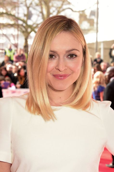 Fearne Cotton's glowing pink cheeks and sleek blowout. See it and 9 other pretty celebrity spring beauty looks worth trying. Alexa Chung Hair, Sleek Blowout, Hairstyles For All Hair Types, Celebrate Success, Ouai Haircare, Long Hair Trends, Growing Your Hair Out, Fearne Cotton, Second Day Hairstyles