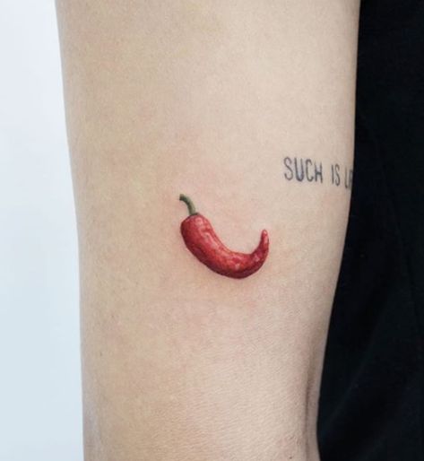 Red Pepper Tattoo, Chili Pepper Tattoo, Pepper Tattoo, Flute Tattoo, Vegan Tattoos, Chef Tattoo, Tato Minimal, Best Tattoo Ever, Food Tattoos