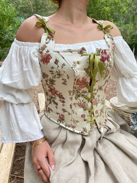 Peasant Bodice, Faire Outfit, Ren Faire Outfits, Embroidered Corset, Ren Faire Costume, Armor Clothing, Medieval Clothes, Fair Outfits, Ren Fair