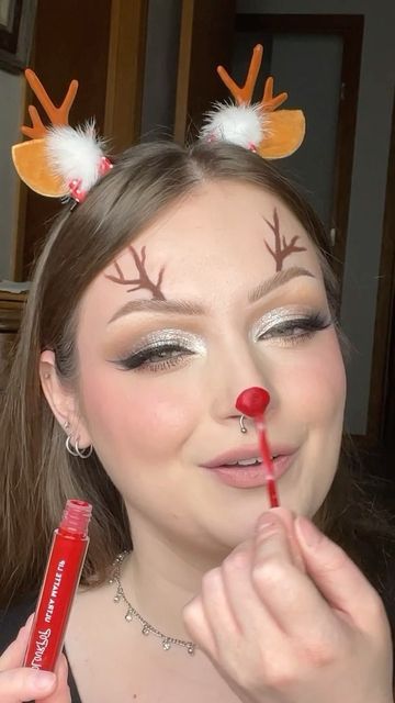 Breyonna on Instagram: "EASY REINDEER MAKEUP 🦌🎄 What are your plans for the holidays?! @colourpopcosmetics creme gel liner pencil Sunnyvale @colourpopcosmetics ultra matte liquid lipstick Risk Taker @colourpopcosmetics Rudolph deer ears Christmas makeup, easy Christmas makeup, reindeer makeup, Christmas eyeshadow, creative Christmas makeup, Rudolph makeup, deer makeup, holiday makeup, Christmas eye makeup #colourpop #colourpopme #makeupartist #makeup #makeuptutorial #makeupinspiration #makeupideas #eyeshadow #eyemakeup #eyemakeuptutorial #eyeshadowtutorial #easymakeup #christmas #christmasmakeup #makeupreels #beautyreels #inssta_makeup #undiscoveredmuas #undiscovered_muas #wakeupandmakeup #makeuptransformation #makeuptrends #rudolph #makeupvideos #makeupvideo #makeupobsessed" Simple Reindeer Face Paint, Simple Reindeer Makeup, Rudolph Makeup Simple, Reindeer Eye Makeup, Easy Reindeer Makeup, Candy Cane Makeup Ideas, Rudolph The Red Nosed Reindeer Makeup, Rudolf Makeup, Reindeer Makeup Simple