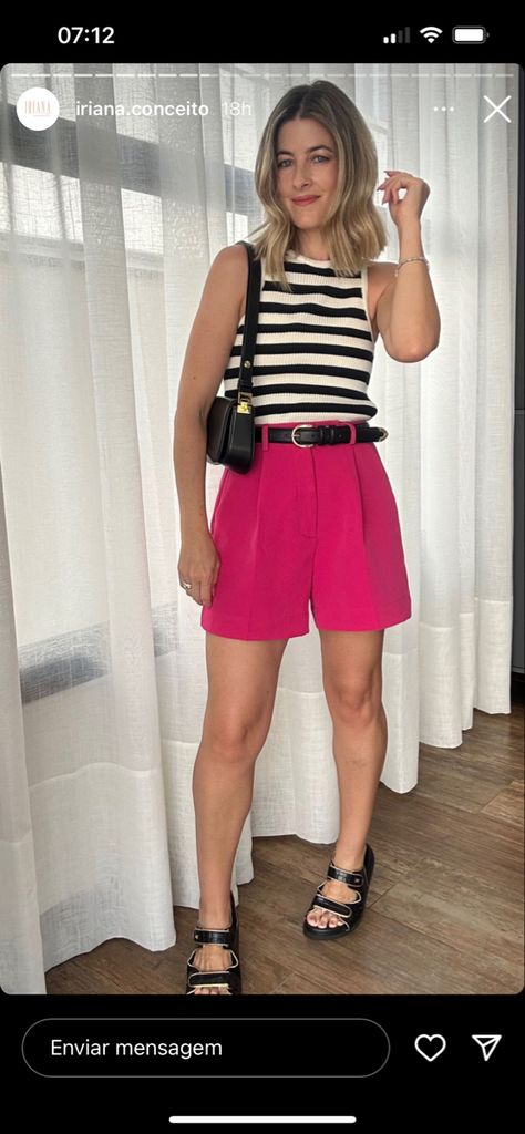 Pink Shorts Outfits, Bermuda Pink, Short Rosa, Looks Com Short, Shorts Rosa, Outfit Shorts, Casual Ootd, Look Short, Chic Pink