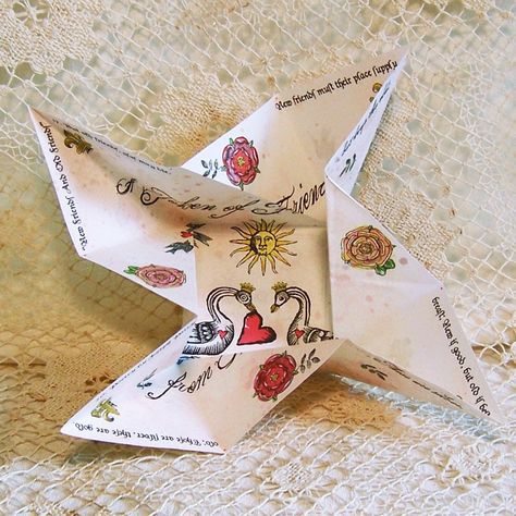 Victorian Puzzle Purse, Origami Puzzle, Herb Basket, Paper Creativity, Puzzle Purse, Cute Valentines Card, 달력 디자인, Class Valentines, Origami Ideas