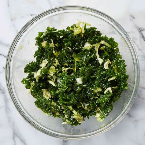 Copycat Chick-fil-A Kale Salad Chick Fil A Kale Salad Recipe, Kale Crunch Salad, Kale Recipes Healthy, Kale Salad Dressing, Suddenly Salad, Copycat Chick Fil A, Crunch Salad, Kale Salad Recipes, Spicy Brown Mustard