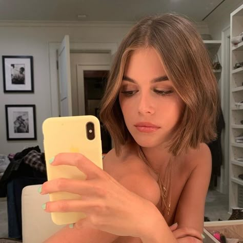 New Short Haircuts, Hot Haircuts, Penteado Cabelo Curto, Kaia Gerber, Grunge Hair, Aesthetic Hair, Blonde Highlights, Bobs Haircuts, Bob Hairstyles