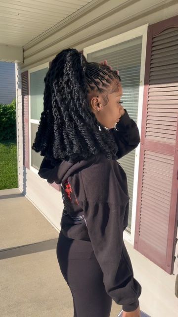 Barbie Loc Ponytail, Barbie Ponytail Locs, Side Part Locs, Barbie Locs, Barbie Pony, Short Locs Hairstyles, Faux Locs Hairstyles, Cute Braided Hairstyles, Hairstyle Inspo