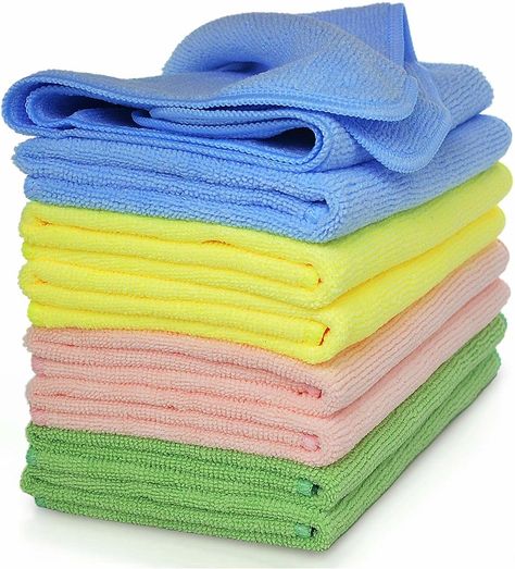 Cleaning Supplies Checklist, Cleaning Caddy, Cleaning Supplies List, Car House, Dishcloth Knitting Patterns, Best Cleaning Products, Cleaning Cloths, Household Cleaning Supplies, Pet Dander