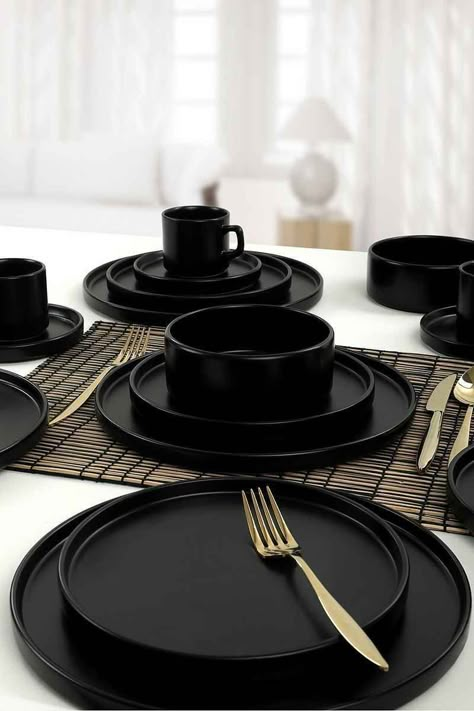 Crockery Designs, Black Dinnerware Set, Dinnerware Set Modern, Kitchen Decor Collections, Crockery Design, Black Dinnerware, Future Apartment Decor, Kitchen Accessories Decor, Apartment Decor Inspiration