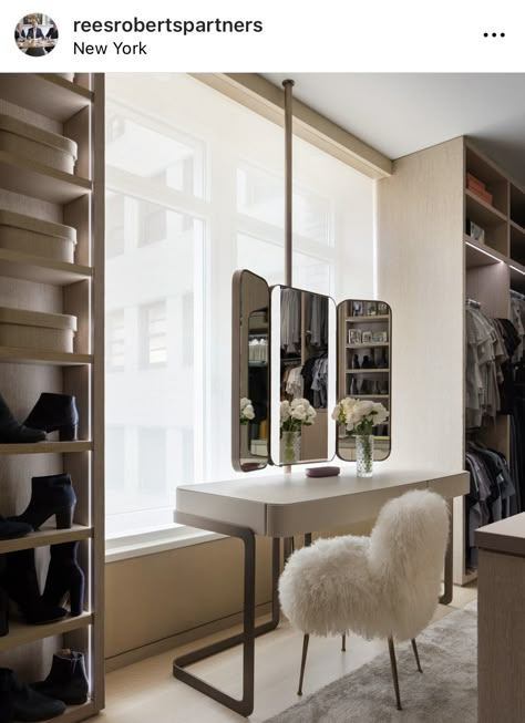 Rees Roberts, Makeup Corner, Park Avenue Apartment, Closet Vanity, Walking Closet, Dressing Table Design, Luxury Closets Design, Vanity Design, Bedroom Closet Design