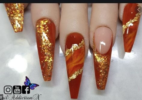 Yellow And Gold Nails, Orange Gold Nails, Acrylic Nails Chrome, Boss Nails, Dip Ideas, Acrylic Nail Designs Classy, Pretty Fingers, Gold Acrylic Nails, Themed Nails