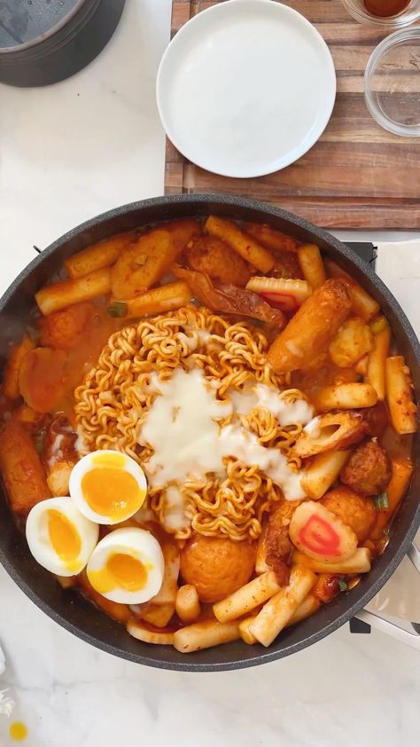 Korean Dishes, Spicy Snacks, Korean Food, Food Pictures, Asian Recipes, Snacks, Ethnic Recipes, On Instagram, Instagram