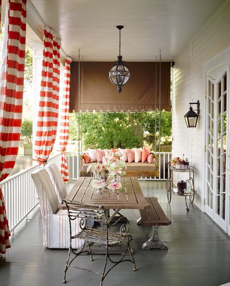 Why Designers Love Curtains on Screened In Porches Simple Fall Porch Decor, Modern Front Porch Ideas, Screened In Porch Furniture, House Beautiful Kitchens, Striped Curtains, Porch Furniture, Woman Bedroom, Fall Decorations Porch, The Porch