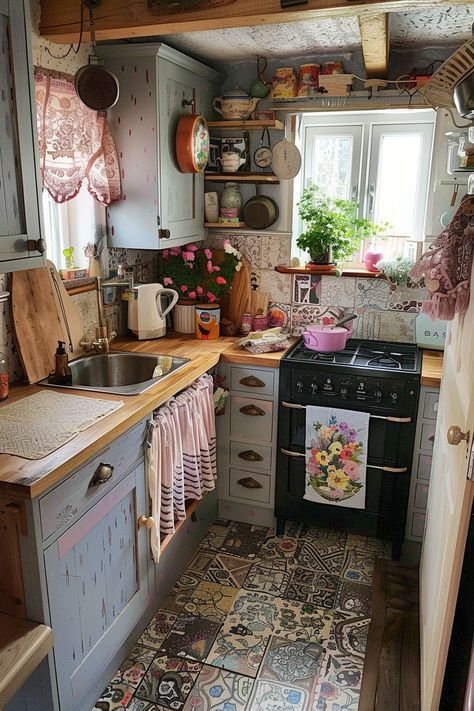 Blend old and new design styles to create a stylish and functional tiny cottage kitchen. 🏡🌟 Small Family Kitchen Ideas, Tiny Cottage Homes Interior, Kitchen Ideas Old Style, Vintage Cottage Kitchen Inspiration, Tiny House Kitchens Ideas, Tiny Cottage Kitchens Small Spaces, 1930s Cottage Interior, Scandinavian Cottage Kitchen, Cosy Cottage Kitchen