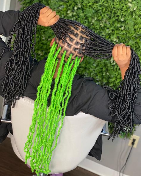 Black And Green Faux Locs, Black And Green Hairstyles, Green And Black Soft Locs, Soft Locs Color Combos, Peekaboo Soft Locs Red, Medium Size Soft Locs, Soft Loc Color Combos, Different Color Soft Locs, Soft Locks With Color