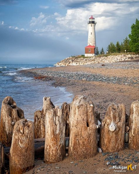 Nut Photography, Crisp Point Lighthouse, Drawing Subjects, Michigan Pictures, Lake Michigan Lighthouses, Michigan Waterfalls, Beach Sculpture, Kraken Tattoo, Places To Visit In Michigan