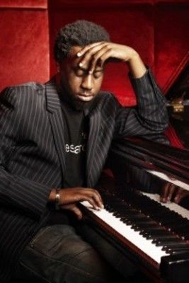 Robert Glasper, Piano Photography, Acid Jazz, Contemporary Jazz, Jazz Artists, Cool Jazz, Smells Like Teen Spirit, Jazz Piano, Piano Man