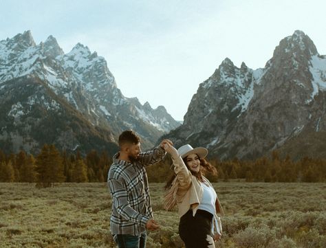 Jackson Hole Photoshoot, Jackson Hole Engagement Photos, Grand Targhee, Jackson Hole Wedding, Village Photos, Mountain Weddings, Jackson Hole Wyoming, Nature Hikes, Engagement Pics