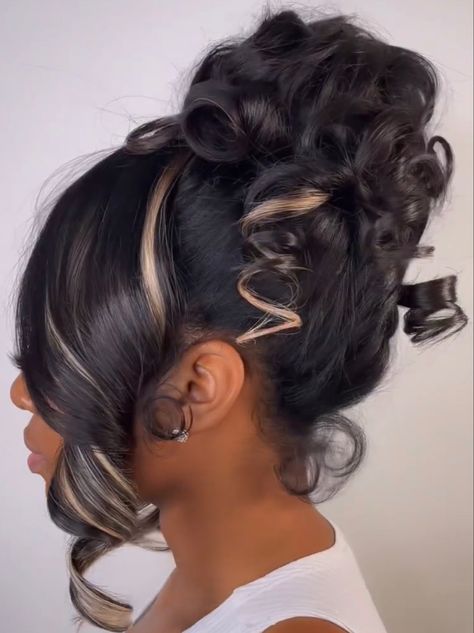 Long Hair Updo Black Women, Pincurls Updo Hair Black Women, Curled Updo Hairstyles Prom, Elegant Updo For Black Women, Blonde Bun Black Women, Updo With Side Bangs Black Women, Curly Bun Updo With Side Bang, Updo Sew In, Cute Updo Black Women