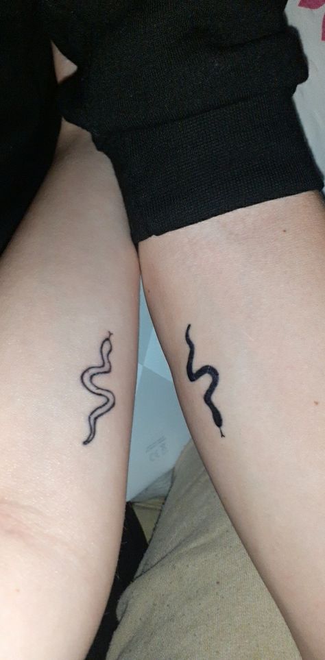 Matching Snake Tattoos For Best Friends, Snake Couple Tattoo, Guy Matching Tattoos, Men Matching Tattoos, Matching Tattoos Stick And Poke, Snake Matching Tattoos, Simplistic Matching Tattoos, Matching Tattoos Snake, Silly Matching Tattoos For Best Friends