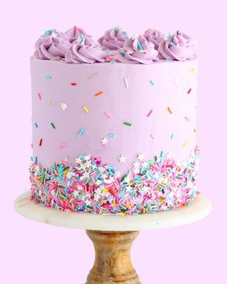 Purple Funfetti Cake, Holographic Birthday Cake, 6 Year Birthday Cake, Birthday Cake For 5 Year Girl, Funfetti Cake Decoration, 4 Year Birthday Cake, Birthday Cake For 8 Year Girl, 3 Year Birthday Cake, Cake Pony