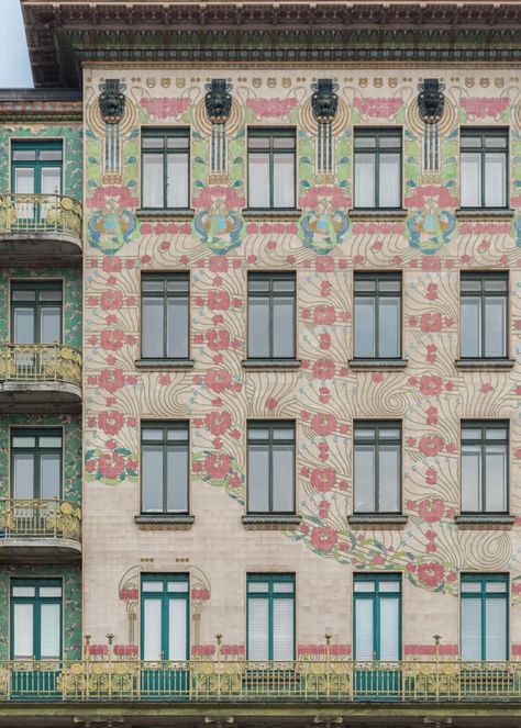 Otto Wagner, Mariano De Angelis · Majolikahaus · Divisare Otto Wagner, Vienna Secession, Art Nouveau Architecture, Alphonse Mucha, Modern Artists, Vienna Austria, Belle Epoque, Apartment Building, Architecture Art