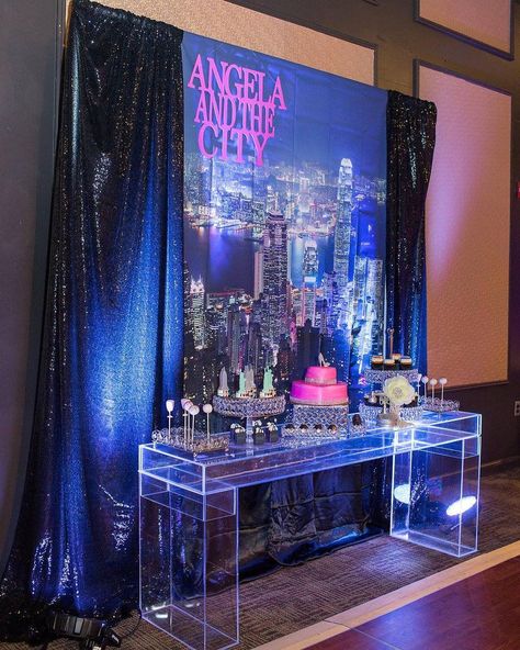 Sec And The City Theme Party, Satc Themed Party, Nyc Party Theme, 21 Birthday Theme, 30th Birthday Party Women, 21st Birthday Themes, Nyc Party, City Party, City Cake