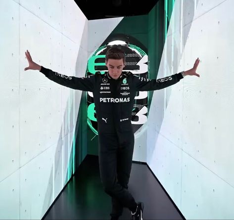 Athena Core, George Russel, T Pose, F1 Driver, George Russell, Reaction Pic, F1 Drivers, Grand Prix, Formula 1