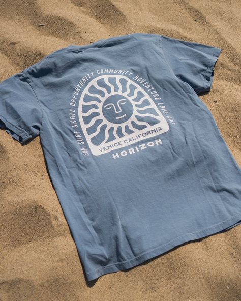 Vintage Horizon Sun Surf Skate Adventure T-shirt in a comfortable, relaxed fit. Screen printed in the USA. #horizonsunsurf #vintagetshirt #screenprinted / #Colorful_T_Shirt_Design #Beach_Vibe_Clothing #Surf_Tshirt_Design_Vintage #Sun_Tshirt_Design Colorful T Shirt Design, Beach Shirt Design Graphic Tees, Sun Tshirt Design, Surf Tshirt Design Vintage, Surf Brands Clothing, Graphic Vintage Tees, Surf T Shirt Design, Surf Shirt Design, Vintage Surf Tshirt