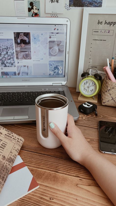 Reusable Coffee Cup Aesthetic, Nespresso Travel Mug, Travel Mug Aesthetic, Nespresso Aesthetic, Comic Wallpaper, Batman Comic Wallpaper, Coffee Shop Photography, Shop Photography, Cute Water Bottles