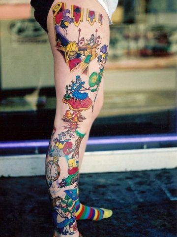 Alice And Wonderland Tattoos, Wonderland Tattoo, Disney Tattoo, Geniale Tattoos, Leg Tattoo Men, Badass Tattoos, Tattoo Feminina, Eye Tattoo, Great Tattoos