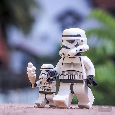 "Happy SONday"   by  @wanzfotos Lego Poster, Lego Stormtrooper, Lego Avengers, Lego Mosaic, Lego Starwars, Lego Photo, Lego Minifigs, Tie Fighter, Avengers Wallpaper