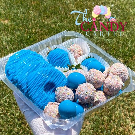 The Candy Cartel 🔌🍬 ᵉˢᵗ.²⁰²³ (@_thecandycartel) • Instagram photos and videos Candied Fruit Business Names, Candy Fruit Trays, Candy Buisness, Candied Fruit Tray Ideas, Candy Fruit Business, Candied Fruit Tray, Candy Grapes Jolly Rancher, Birthday Party Gift Bag Ideas, Candied Grapes Recipe