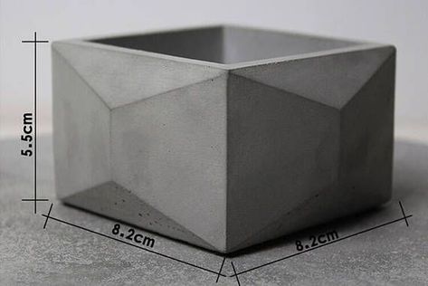 Square Geometry, Cement Home, Cement Projects, Concrete Succulent Planters, Decoration Beton, Cement Molds, Concrete Diy Projects, Cement Art, Concrete Planter