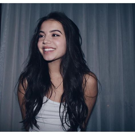 Isabela Moner Isabela Moner, Pretty Smile, Smile Girl, Trik Fotografi, Brunette Girl, Girl Face, Dark Hair, Pretty Face, Woman Face