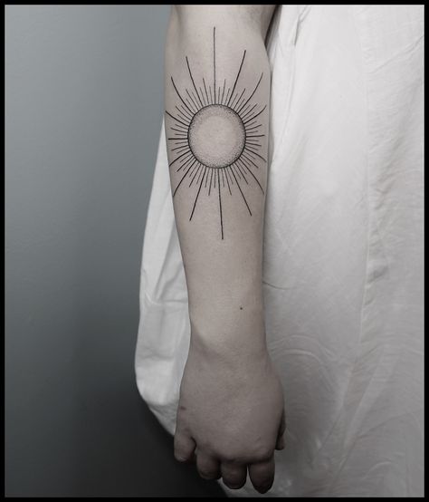 Sun Rays Tattoo, Female Tattoo Artist, Sleeve Inspiration, Seattle Tattoo, Ray Tattoo, Epic Tattoo, Work Tattoo, Artist Tattoo, Female Tattoo Artists