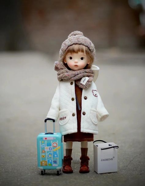 Smarter Shopping, Better Living! Aliexpress.com Bjd Dolls For Sale, Resin Doll, Makeup Toys, Makeup Free, Toy Diy, Dolls For Sale, Doll Art, Girls High, Free Makeup