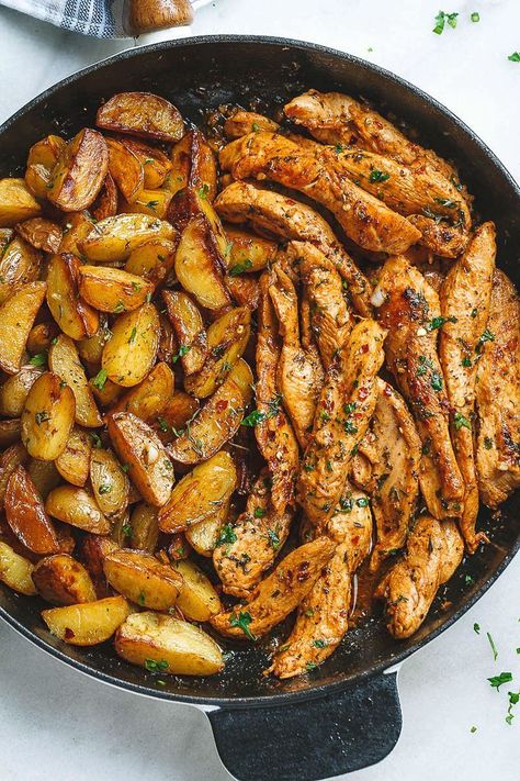 Garlic Butter Chicken and Potatoes Skillet - One skillet. Amazing flavors. This chicken recipe is pretty much the easiest and tastiest dinner for any weeknight! Chicken And Potatoes Skillet, Garlic Butter Chicken And Potatoes, Butter Chicken And Potatoes, Potatoes Skillet, Skillet Potatoes, Chicken And Potatoes, Tasty Dinner, One Skillet, Garlic Butter Chicken