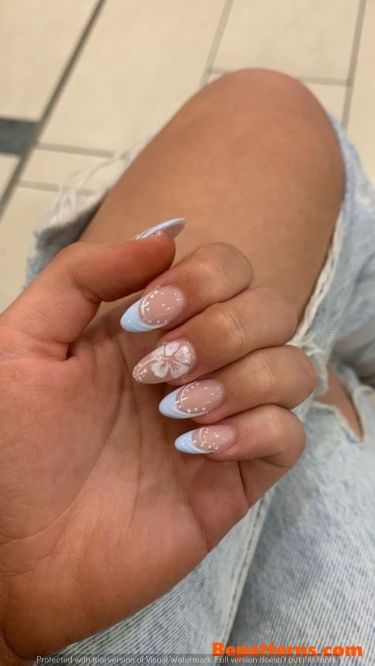 Hawaiian Almond Nails, Blue Hawaiian Nails, Bahamas Nails, Spain Nails, Preppy Bedrooms, Beach Nail Ideas, Aesthetic Nail Art, Hawaiian Nails, Summer Nails Art