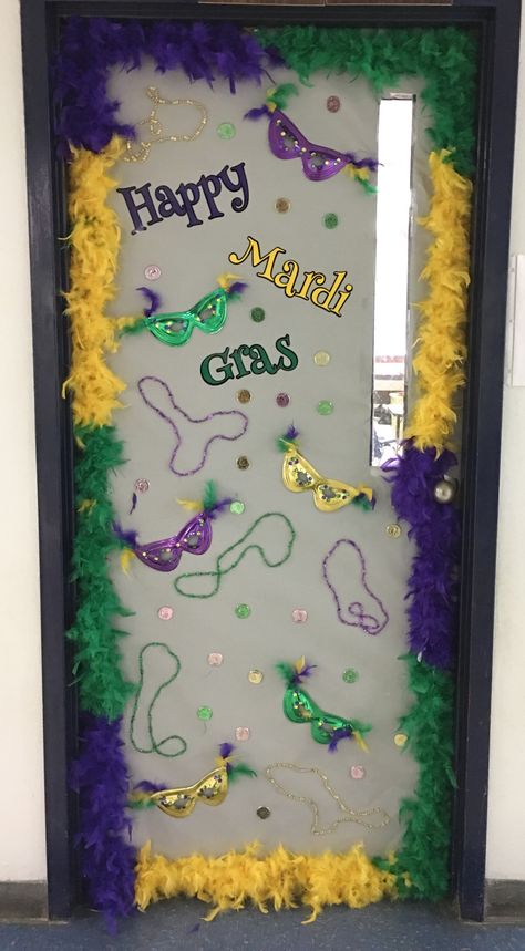 Mardi Gras Classroom Door Decorations, Mardi Gras Door Decorations For School, Mardi Gras Classroom Door, Mardi Gras Door Decorations, Mardi Gras Classroom, Mardi Gras Door, Mardi Grad, Preschool Door, Madi Gras