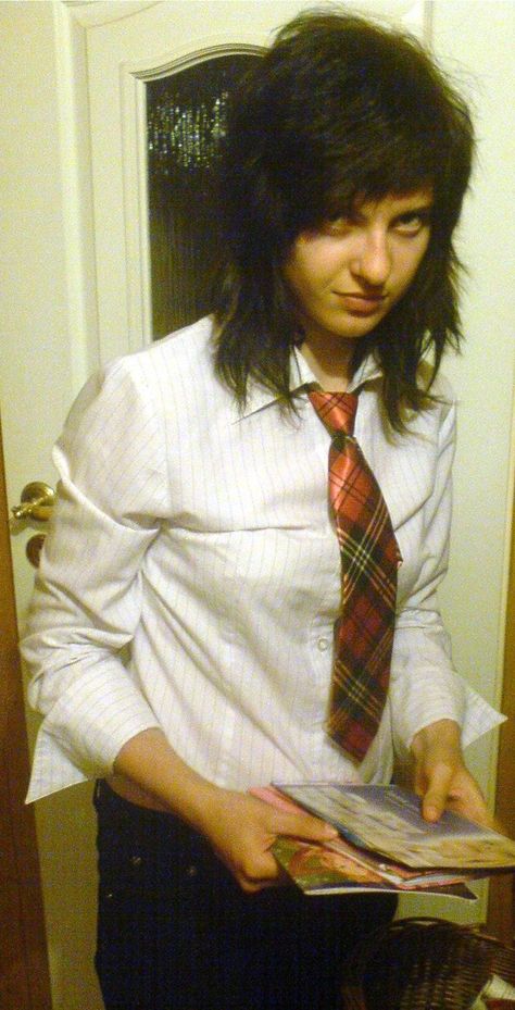 Go well with And Tie Emo Check more at https://howcandothis.com/manstyle/go-well-with-and-tie-emo/ Outfits With Ties, Girl Emo, Emo Shirts, Tie Outfit, Tartan Tie, School Uniform Fashion, Emo Girl, Outfits Baggy, Uniform Shirts