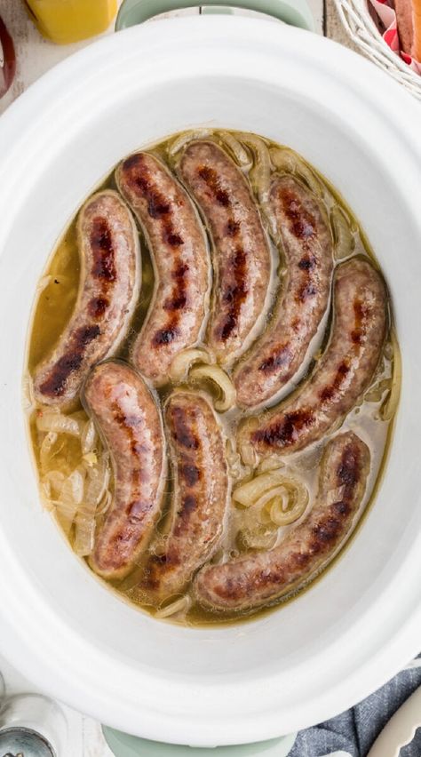 Brat Hot Tub Recipe, Brats Sausage Recipes, Slow Cooker Beer Brats, Crockpot Brats Slow Cooker, Brats Slow Cooker, Bratwurst Side Dishes, Beer Brats Crockpot, Brats Crockpot, Brats In Crockpot