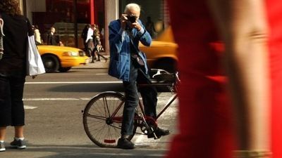 Bill Cunningham New York Movie Review (2011) | Roger Ebert Bill Cunningham New York, Fashion Documentaries, Bill Cunningham, Worker Jacket, Diana Vreeland, Best Documentaries, Annie Leibovitz, Movies And Series, Takashi Murakami