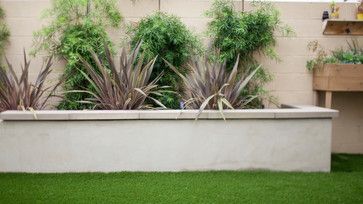 Custom Stucco Planter Walls - Modern - Landscape - orange county ... Stucco Planter, Traditional Landscaping, Stucco Wall, Stucco Colors, Backyard Gardens, Planter Wall, Planter Beds, Landscaping Retaining Walls, Hot Desert