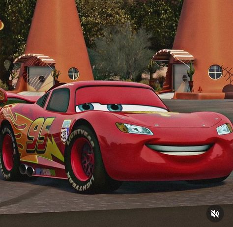 Disney Characters Pfp, Simsek Mcqueen, Lightning Mcqueen Icon, Cars Pfp, Mcqueen Icon, Mcqueen Cars 3, Cars The Movie, Lighting Mcqueen, Cars Lightning Mcqueen