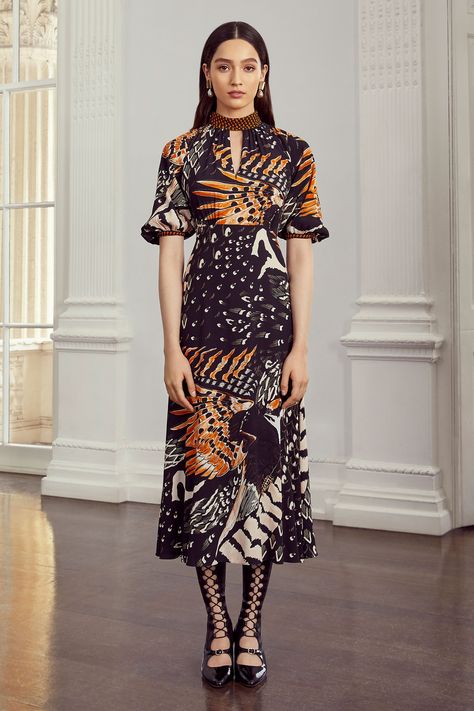 Temperley London Resort 2020 Collection - Vogue Conversational Prints, Summer Suit, Bird Dress, Resort 2020, Womenswear Fashion, Temperley London, Ankara Fabric, Silk Midi Dress, Fashion Show Collection